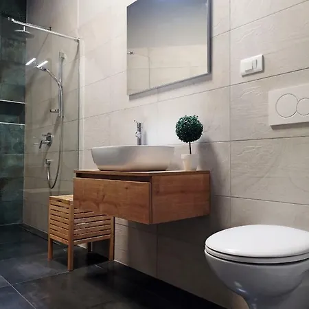 Storia Con Giardino Appartement *